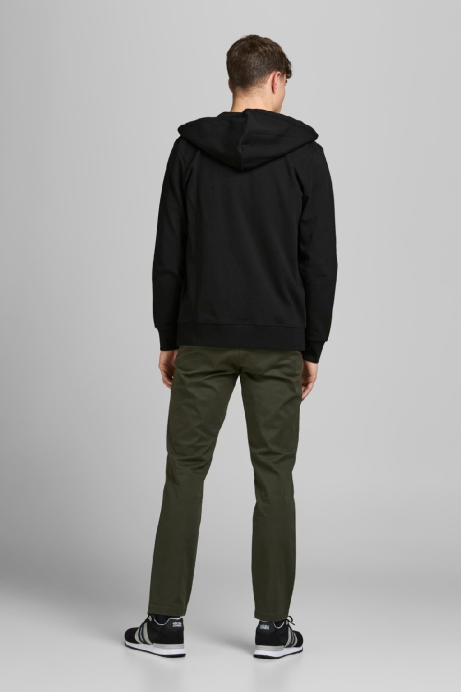 Sweatjacke JACK & JONES 12181901-Black