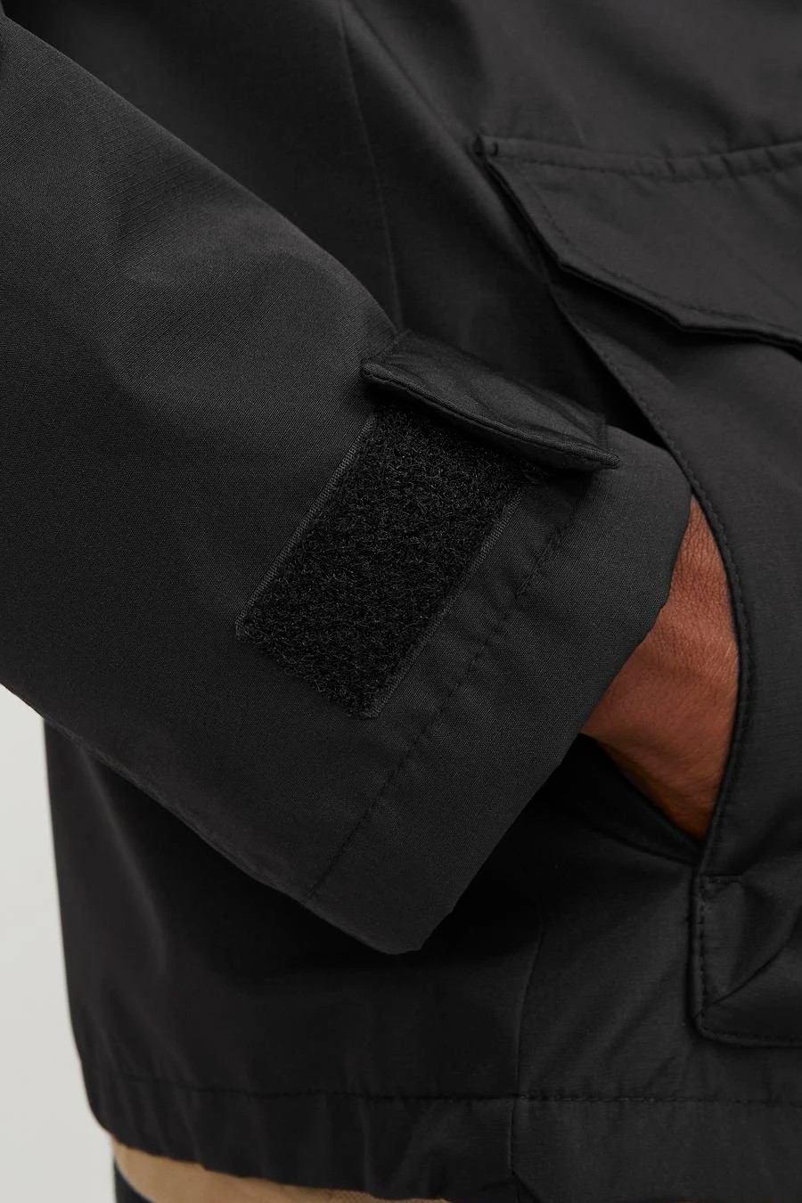 Jacke JACK & JONES 12253569-Black