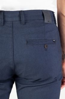 Klassische Hose CROSS JEANS E120-046