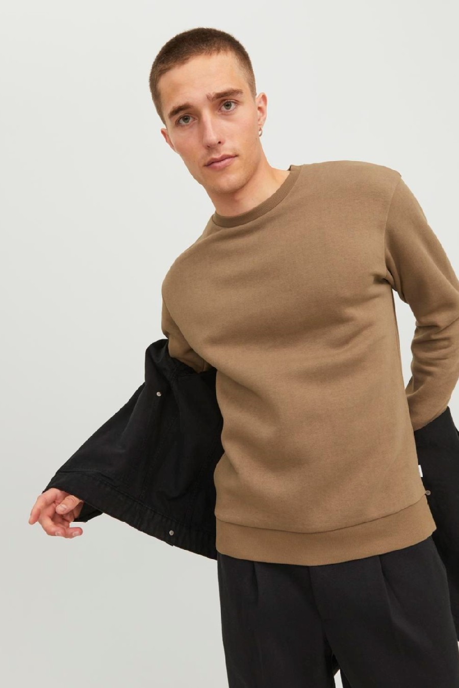 Spordidžemprid JACK & JONES 12249341-Otter