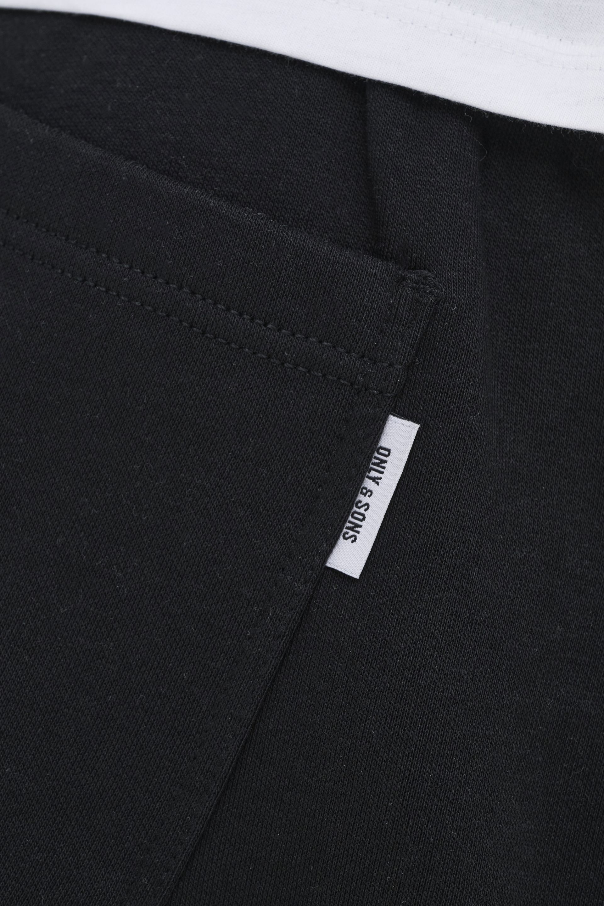 Spordipüksid ONLY & SONS 22031973-Black