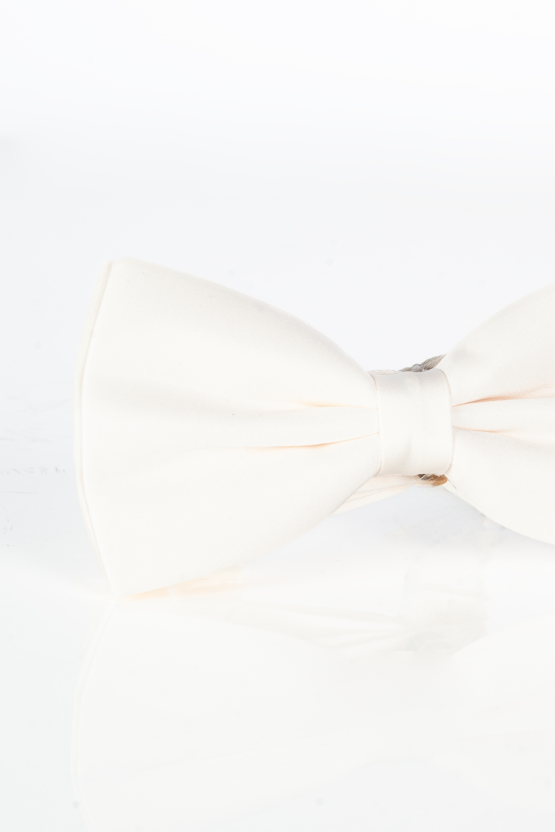 Kikilipsud NINO PACOLI BOWTIE-DUZ-2-CREMA