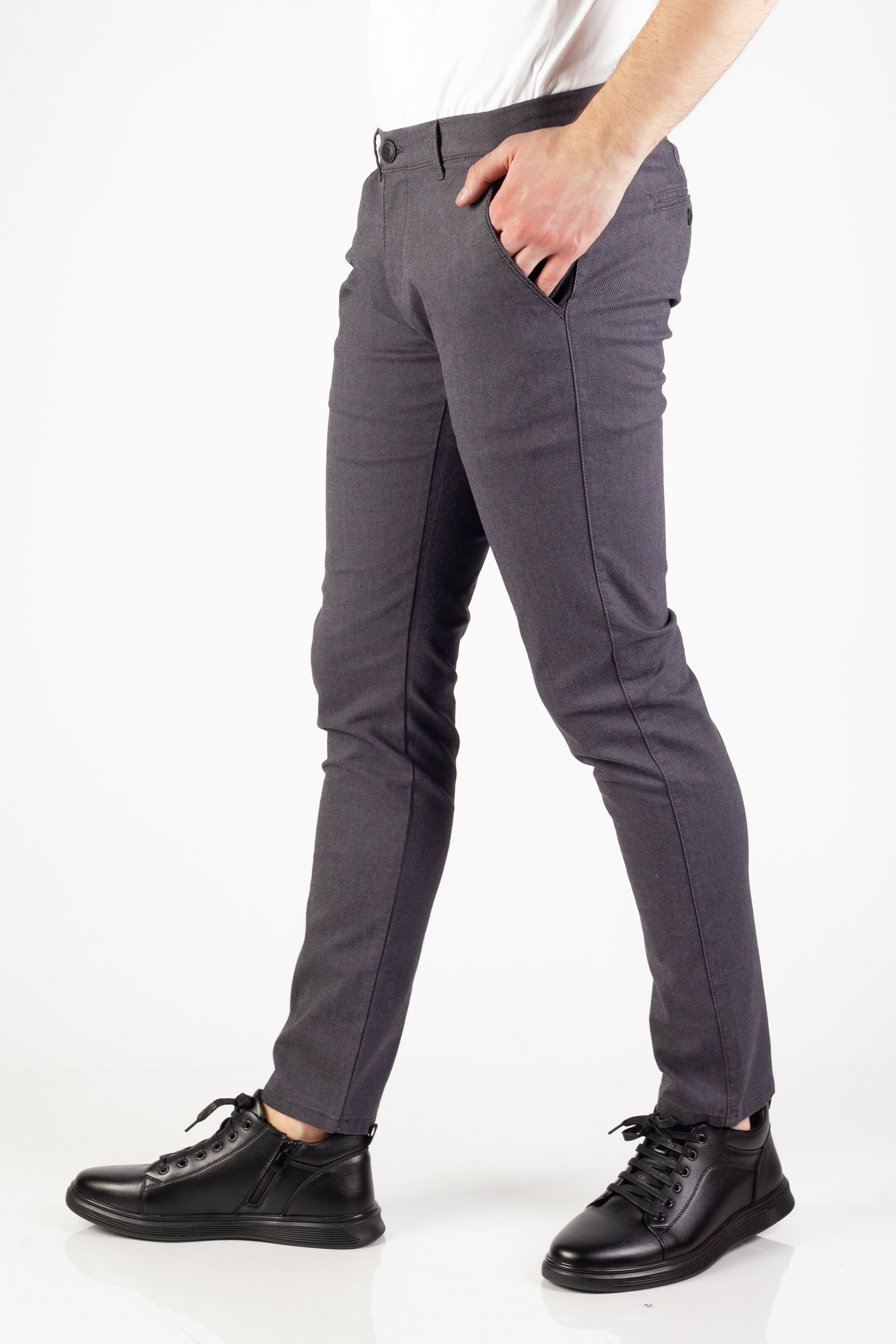 Casual trousers CROSS JEANS E120-045
