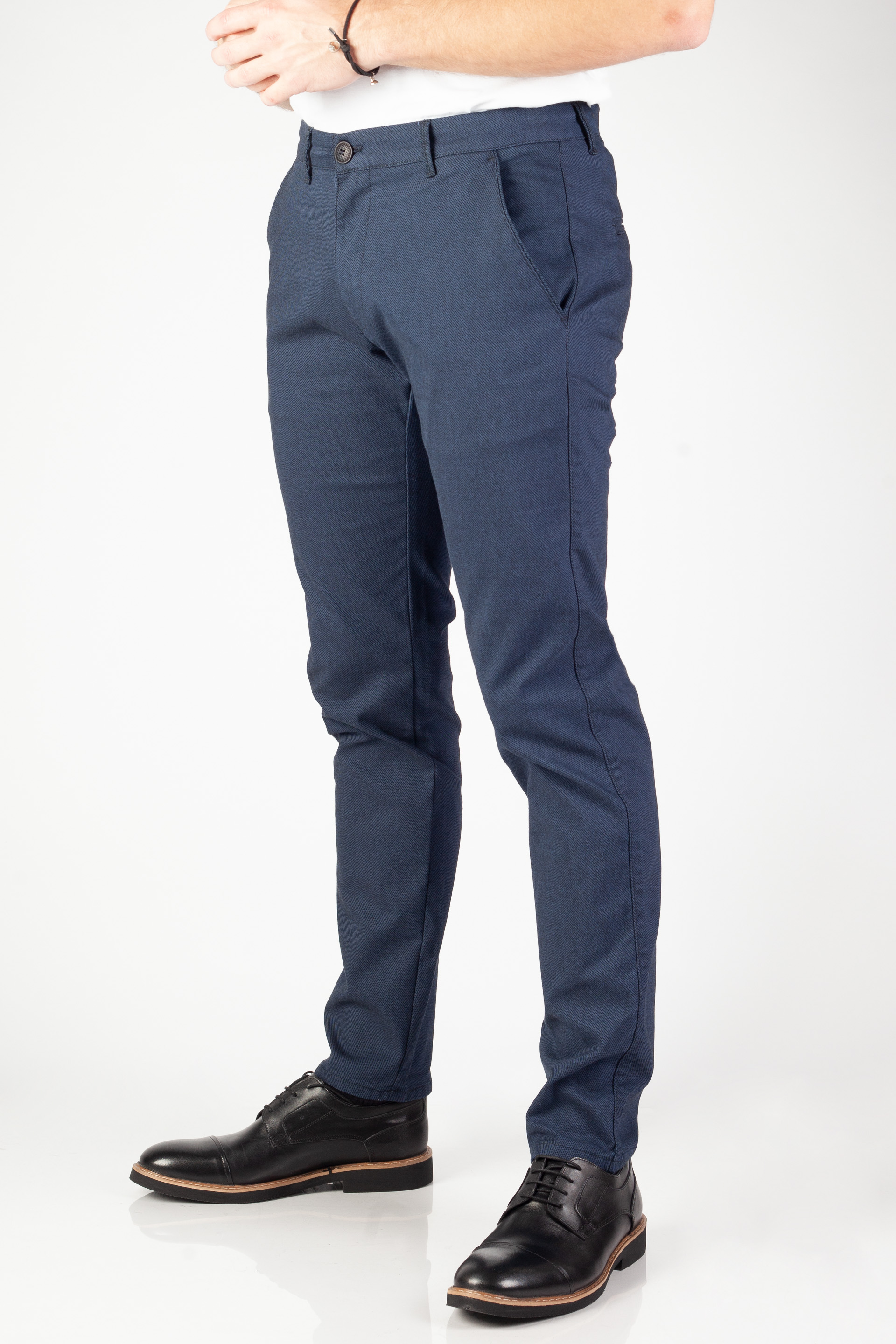 Casual trousers CROSS JEANS E120-046