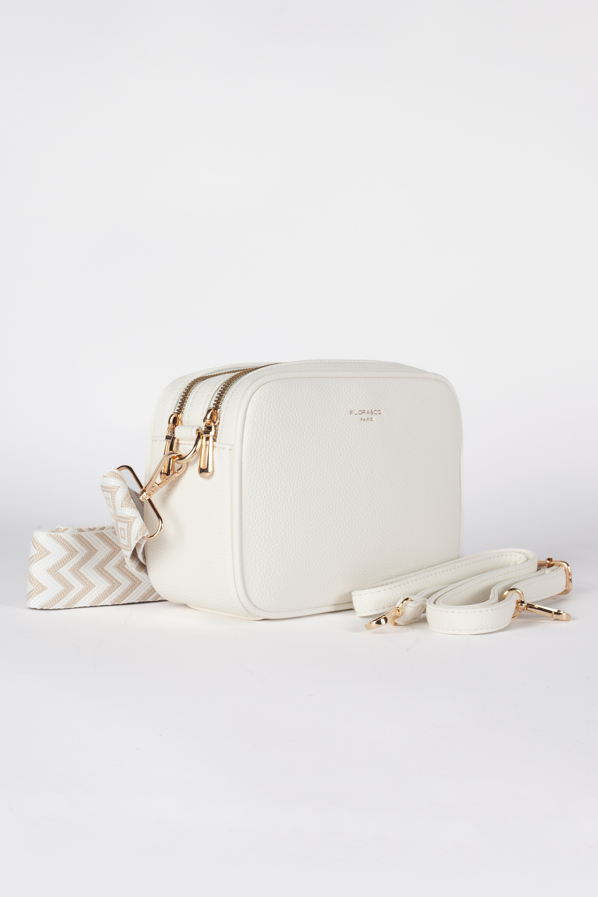Shoulder bag FLORA&CO F6967-BLANC