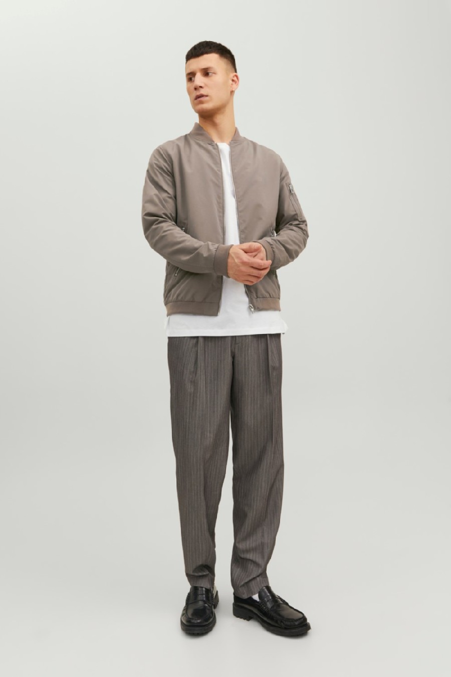 Vėjo striukė JACK & JONES 12165203-Falcon
