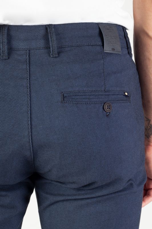 Klasikinės kelnės CROSS JEANS E120-046