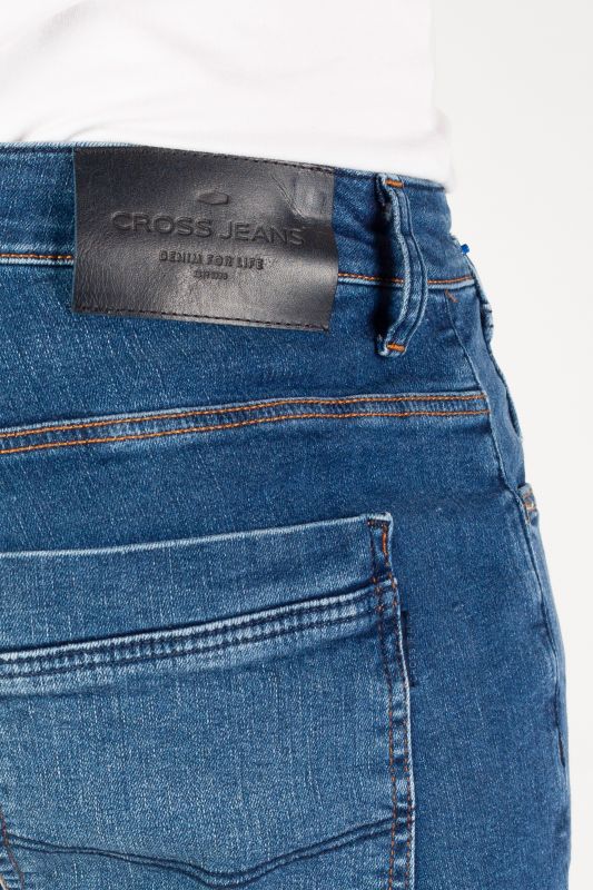 Džinsu šorti CROSS JEANS A550-011
