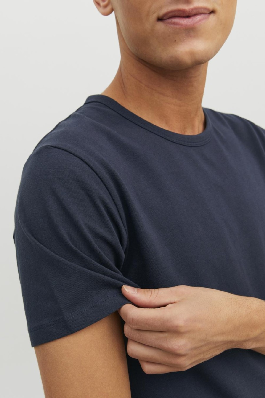 Футболкa JACK & JONES 12058529-NAVY-BLUE