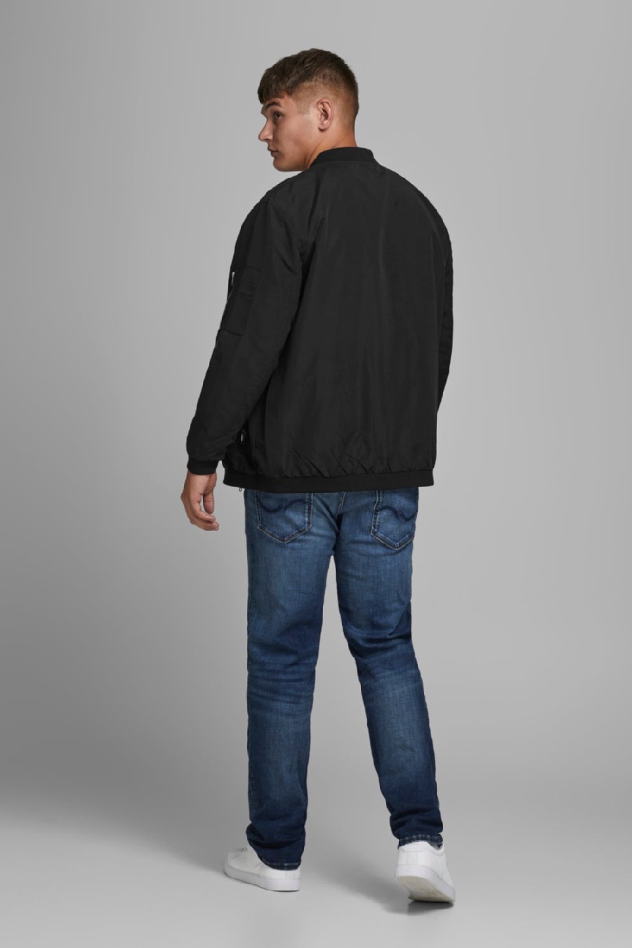 Ветровкa JACK & JONES 12173990-Black