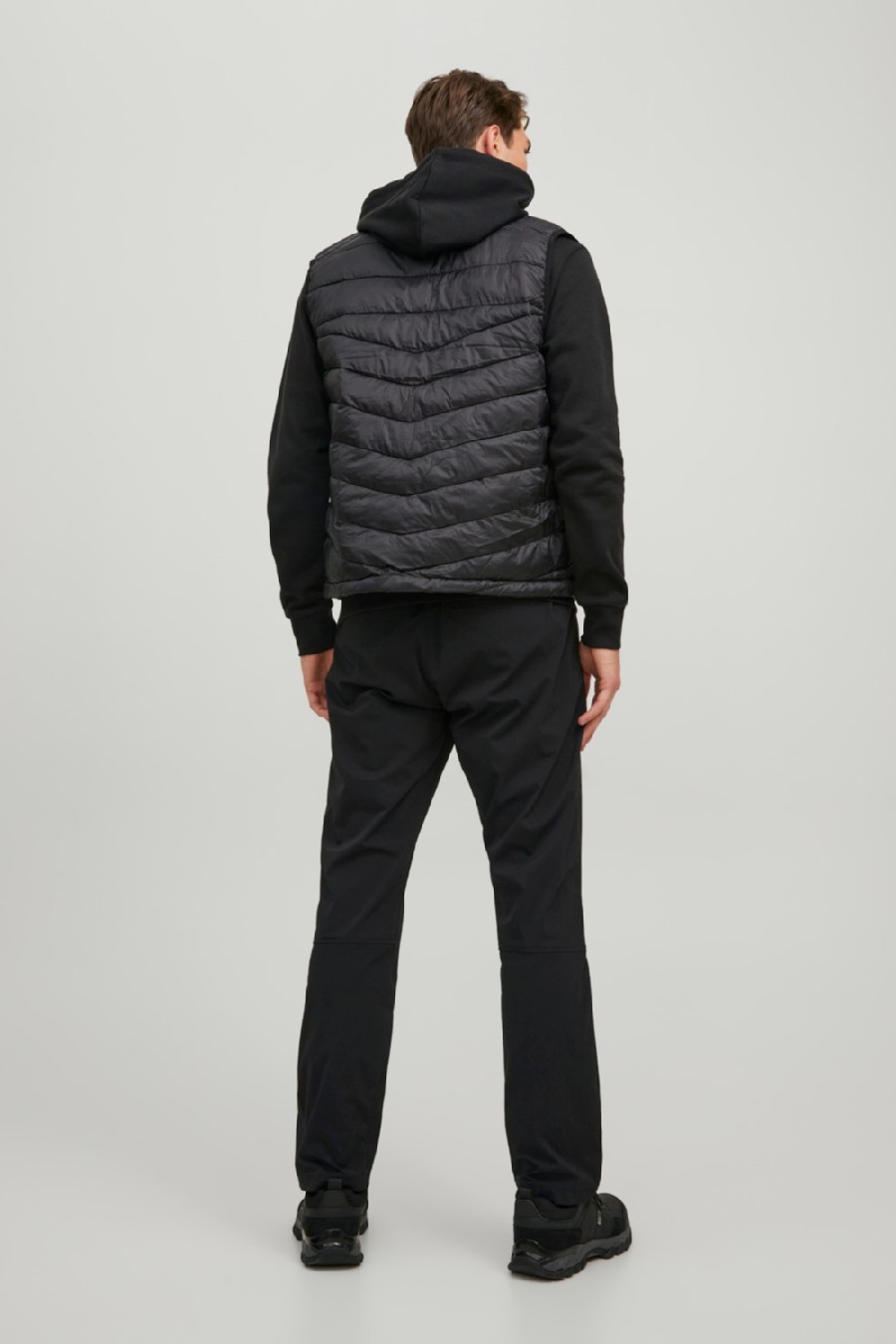 Жилет JACK & JONES 12211790-Black