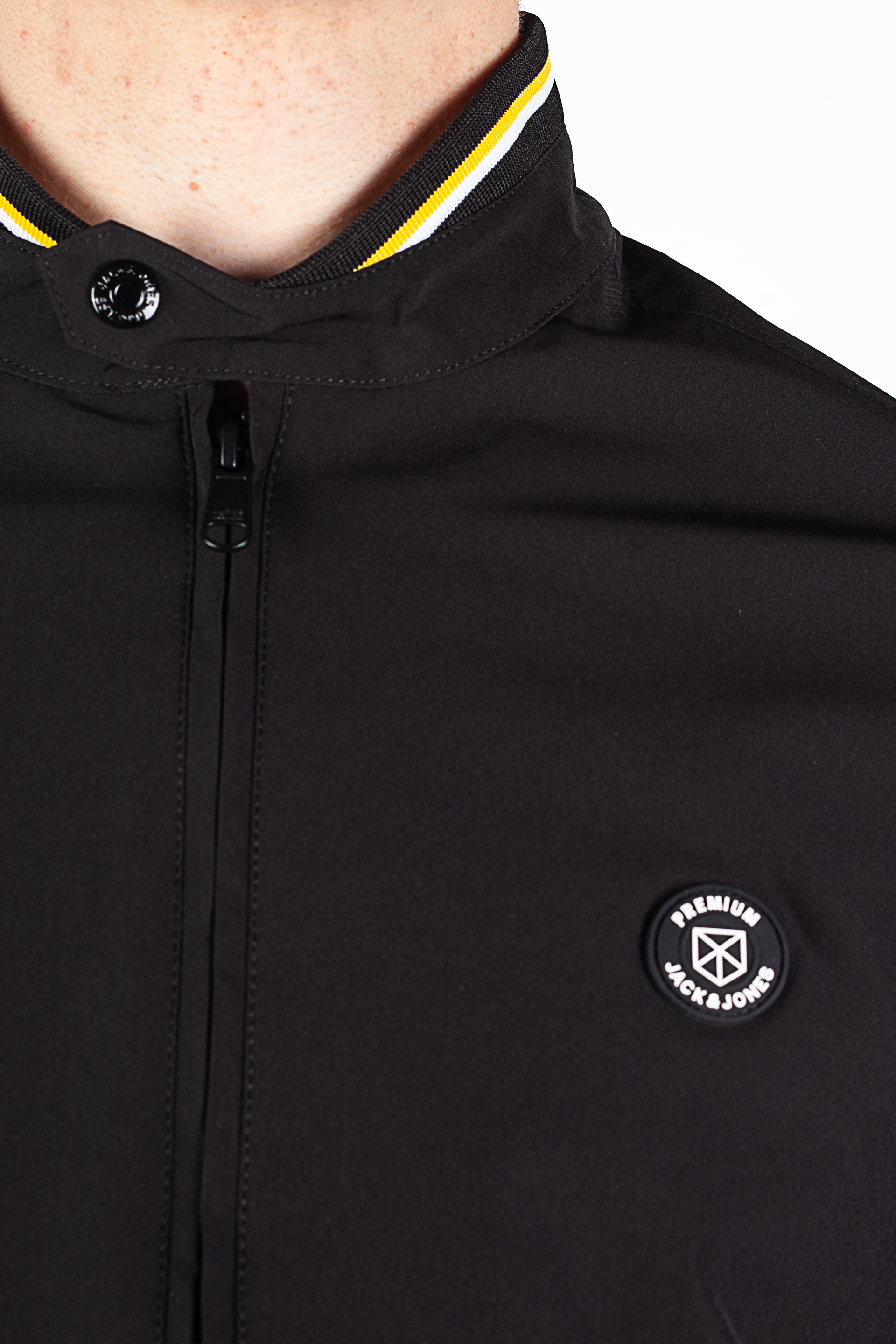 Ветровкa JACK & JONES 12251906-Black