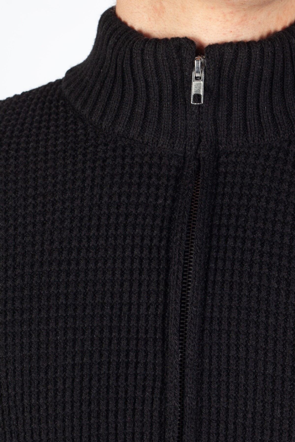 Вязаная кофта MCL 33613-SIYAH